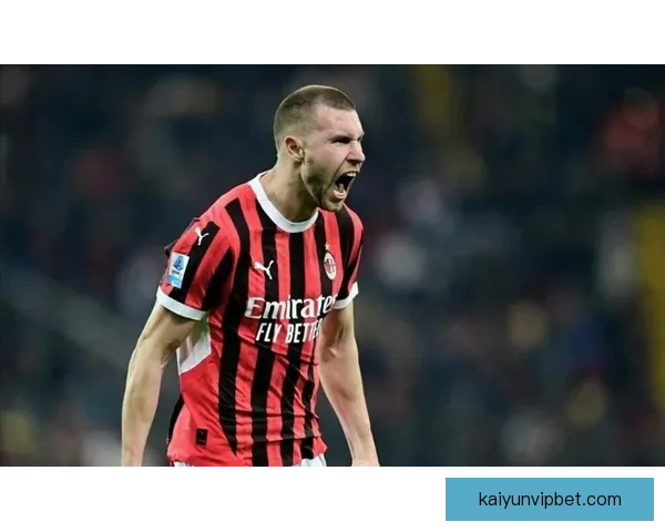 拉明怒斥判罚风波杰拉德马丁解围未吃红牌引热议与裁判尺度争议升级