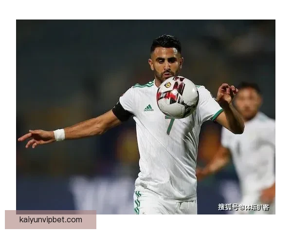 以萨福诺夫自述门将风格朗斯防守不给对手破门机会